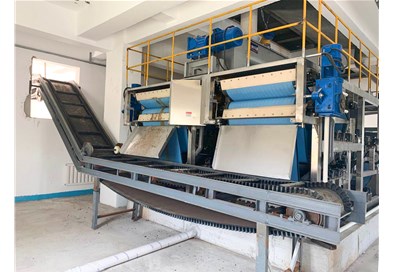 怎樣將污泥含水率降到60%以下？“污泥二次脫水設(shè)備”輕松搞定！