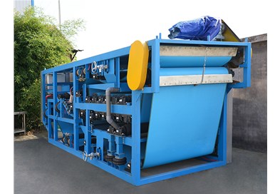 污泥二次脫水設(shè)備降低污泥含水率的黑科技！